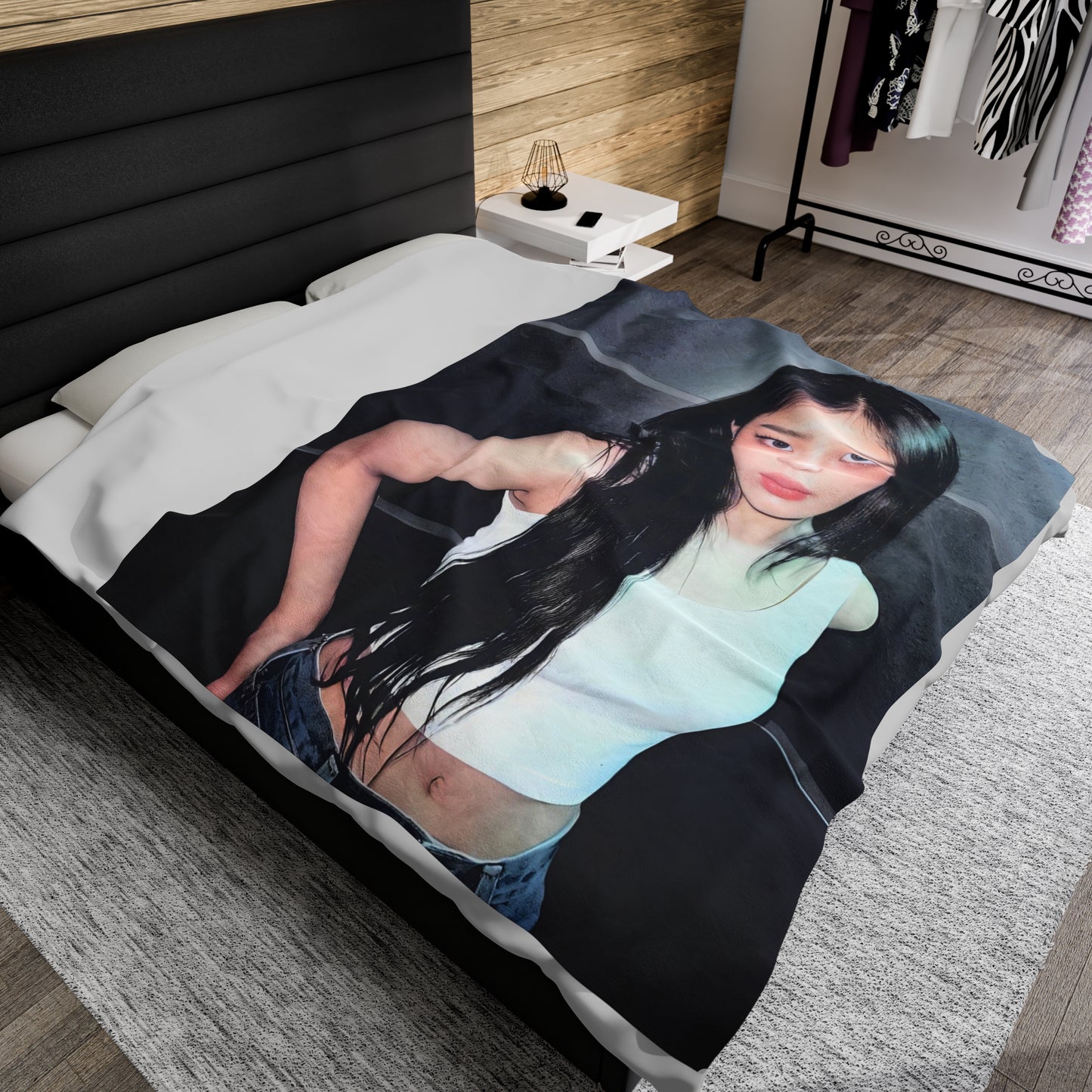 Newjeans  Minji Velveteen Plush Blanket